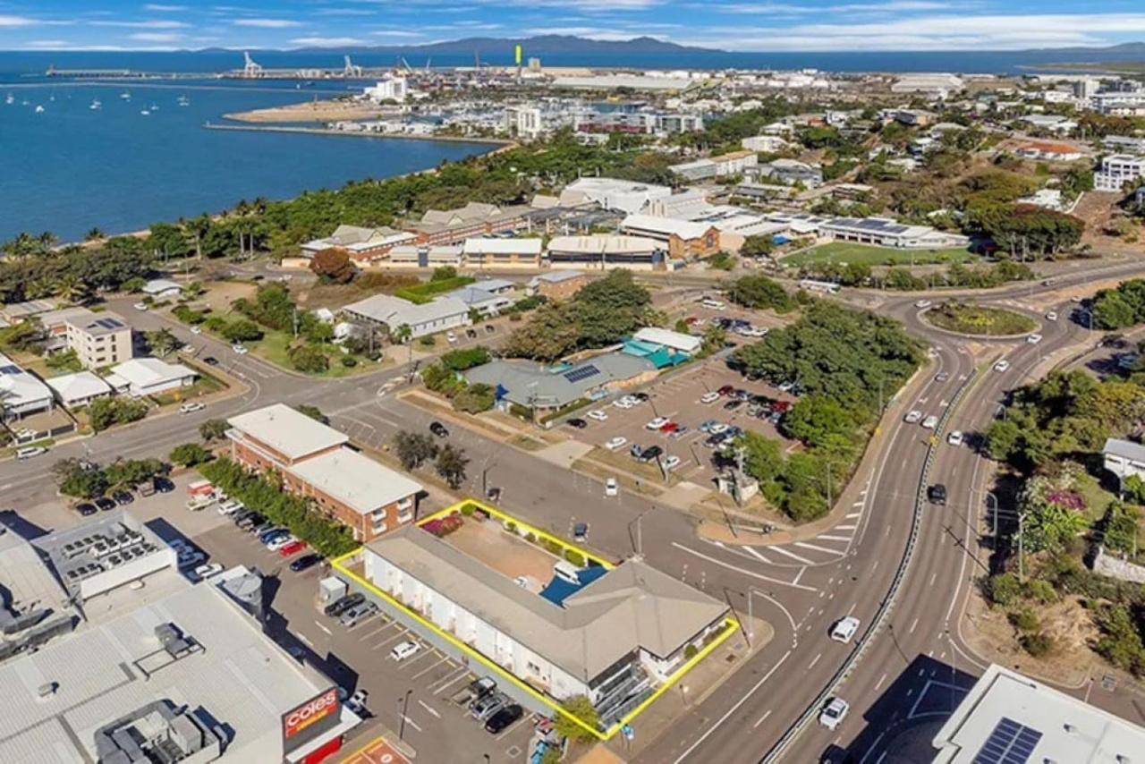 Seaside Lodge Hostel Townsville- Right Next To Coles, 2 Mins Walk To Strand & Cbd Exteriér fotografie